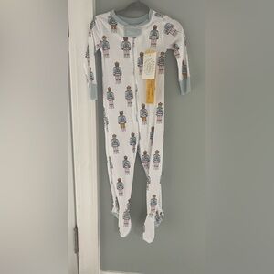 The Beaufort Bonnet Company White and Blue Kids Pajamas